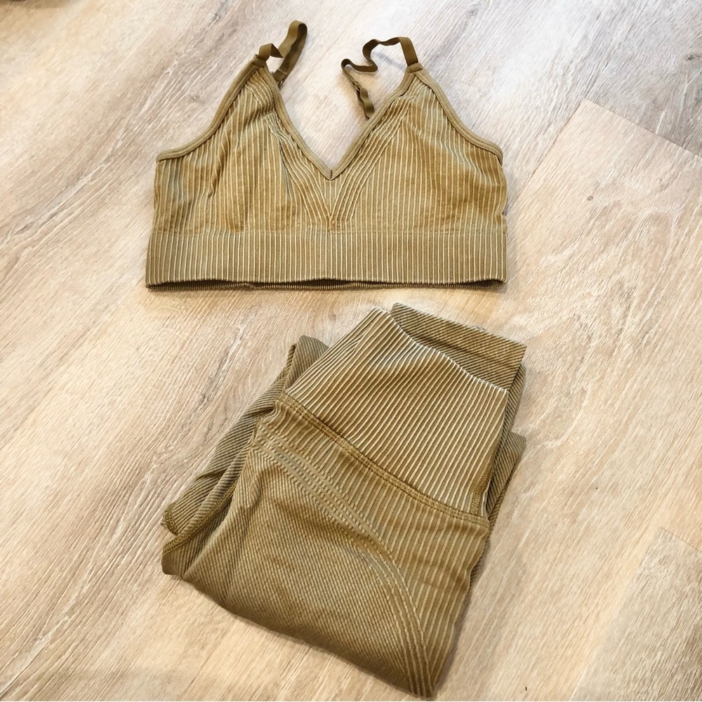 Aerie Gold Leggings for Effortless Style